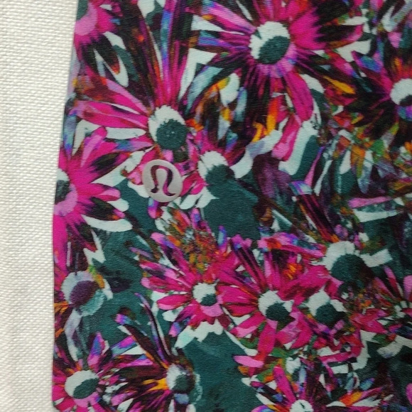 Lululemon Base Pace HR Tight 28" Lined Leggings In Floral Electric Multi Sz 12 - Picture 2 of 6
